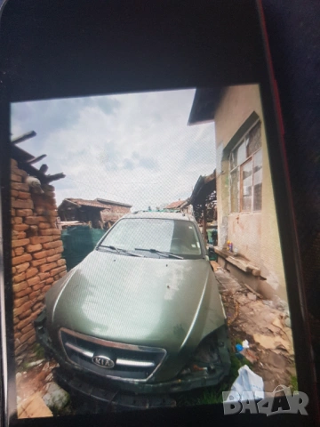 Продава се цяла за части липсва скоростна кутия и гуми