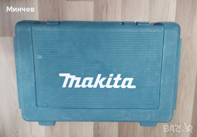 ПРОМО! Makita винтоверт фенер зарядно и куфар комплект, снимка 2 - Винтоверти - 44651535