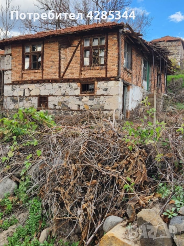 Продавам къща