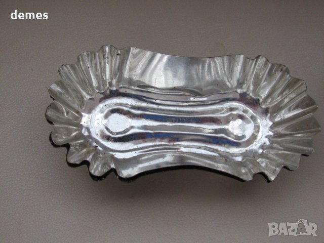  Ламаринена форми за еклери от времето на соца, снимка 2 - Прибори за хранене, готвене и сервиране - 31028672