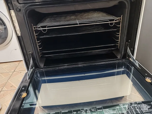 Свободно стояща печка с керамичен плот Voss Electrolux с 2 години гаранция! , снимка 4 - Печки, фурни - 55795338