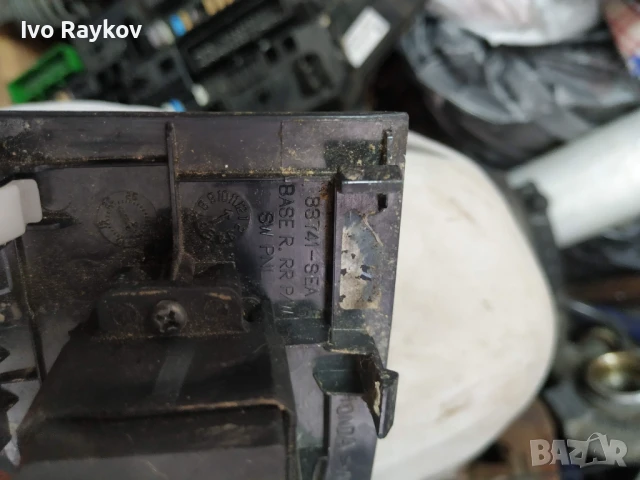 Бутон , предна врата за Honda Accord 2005 , 83741-SEA, снимка 3 - Части - 51197430