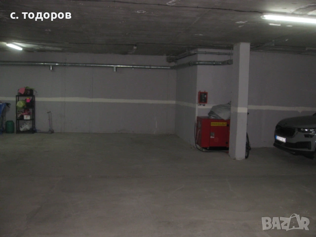 Под наем паркомясто до метростанция Константин Величков