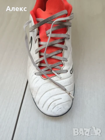 Футболни обувки Nike LEGEND 10 CLUB TF размер 39,5, снимка 6 - Футбол - 50715089