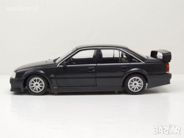 Opel Omega EVO 500 1990 - мащаб 1:18 на Solido моделът е нов в кутия, снимка 3 - Колекции - 44474472