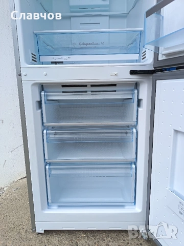 Хладилник с фризер Bosch 170 см инокс, снимка 5 - Хладилници - 53945372