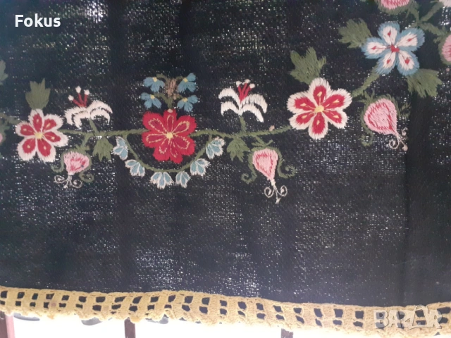 Автентична стара вълнена престилка за носия бродерия, снимка 2 - Антикварни и старинни предмети - 53295276