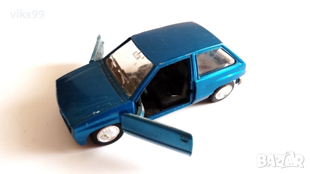 OPEL CORSA-SR - GAMA Made in West Germany 1:43, снимка 2 - Колекции - 54244037