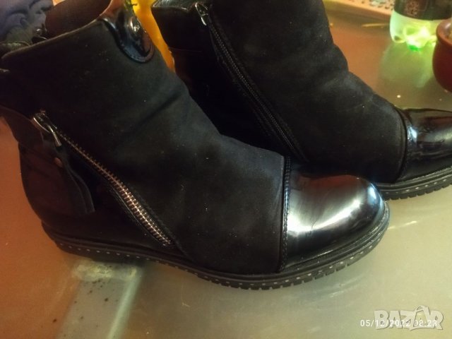 Дамски обувки, снимка 2 - Дамски боти - 38904811
