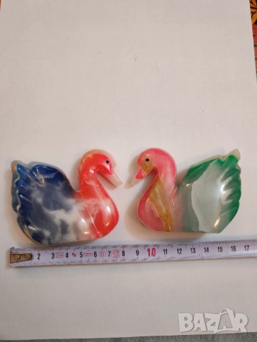 Статуетки два лебеда от цветен мрамор. , снимка 9 - Статуетки - 52444198