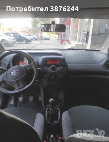 Toyota Aygo - бензин + газова уредба, снимка 8 - Автомобили и джипове - 42683365