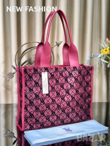 Дамски Чанти ✨ VICTORIA'S SECRET , снимка 3 - Чанти - 50477005