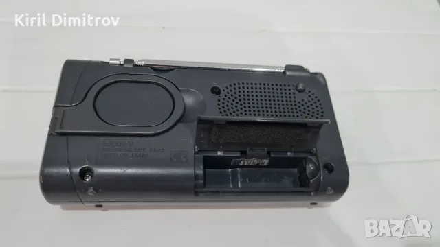 Джобно AM/FM радио SONY ICF-303, снимка 3 - Радиокасетофони, транзистори - 55981962