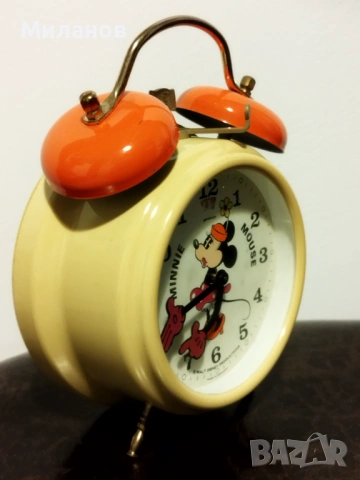 Стар механичен будилник, настолен часовник, снимка 9 - Антикварни и старинни предмети - 53002895