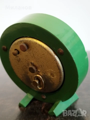 Стар механичен будилник, настолен часовник, снимка 4 - Антикварни и старинни предмети - 50785927