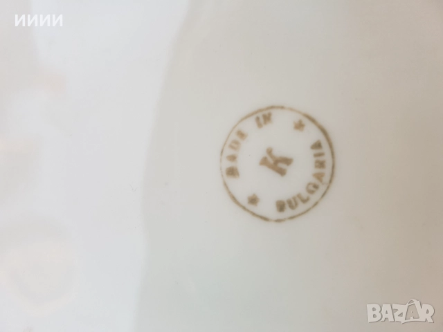 Порцеланова кутия за бижута , снимка 3 - Антикварни и старинни предмети - 52222935