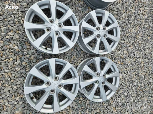 4x100..15.цола..5j ET46 оргинални Mitsubishi