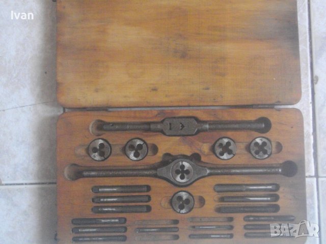 Старо САЩ Качество-К-т 23 бр. Резбонарезни Плашки Метчици За Резби-от1/8-до3/8 WW-от стария материал, снимка 3 - Други инструменти - 44492168