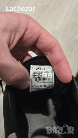 футболни обувки за трева Sondico 41.5, снимка 4 - Футбол - 52417338