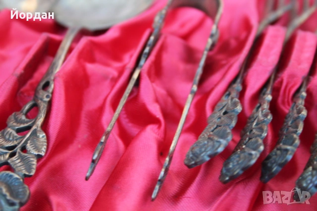 Сребърни вилици и лъжици, снимка 4 - Антикварни и старинни предмети - 53999469