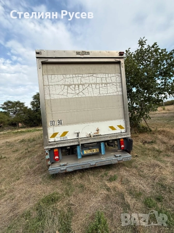 хладилен термо фургон / кемпер / каравана   7 метра от  Renault Midllum хладилен камион цена 6000 лв, снимка 4 - Части - 52809294