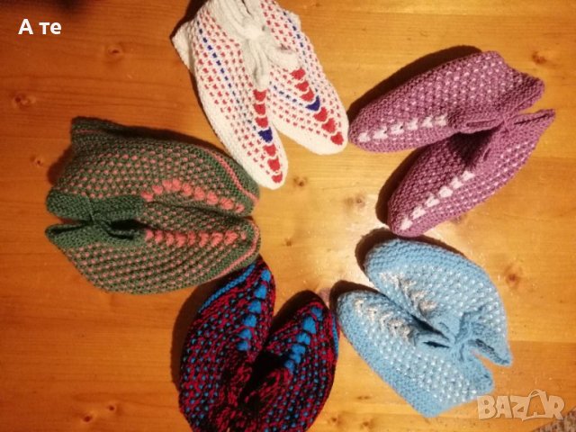 Плетени чорапи, терлички и хватки, снимка 4 - Пантофи - 40394021