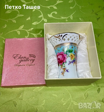 Порцеланова вазичка, снимка 2 - Вази - 53114417