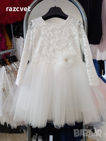 Бебешка официална рокля с тюл за момиче в бяло