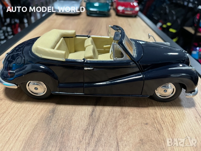 Рядък модел метална колекционерска количка BMW 507 1955г. 1:18, снимка 2 - Колекции - 52879156