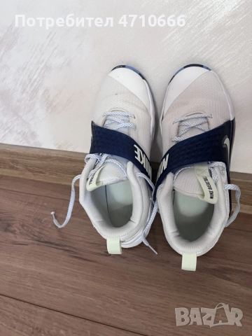 Детски спортни обувки Nike (бели / тъмносини), снимка 6 - Детски маратонки - 56022739