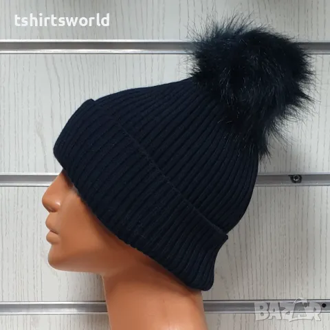 Нова зимна топла дамска шапка Silver Star в тъмносин цвят с пух/помпон, снимка 3 - Шапки - 47926963