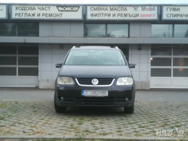VW TOURAN  2.0 FSI, снимка 3 - Автомобили и джипове - 47518747