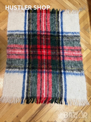 Покривка/одеало VINTAGE GLEN CREE 100 % MOHAIR. Размер 90х110, снимка 5 - Нумизматика и бонистика - 53138876
