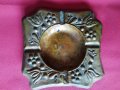 стар бронзов пепелник, снимка 2
