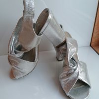 Сребристи сандали на ток, снимка 1 - Сандали - 29417637