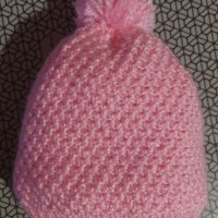 Детска безшевно ръчно плетена шапка за момиченце 4-8 год., снимка 3 - Шапки, шалове и ръкавици - 42257307