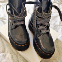 Кубинки Dr. Martens на платформа, номер 36, снимка 15 - Дамски боти - 42795914