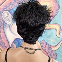 Къс Асиметричен Модел Перука в Черен Цвят с Чуплив Мокър Ефект КОД 9037, снимка 7 - Аксесоари за коса - 42355562