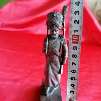 Статуетка Войник ,Сапьор Наполеонови Войни  1804-1815г, снимка 8 - Антикварни и старинни предмети - 39346418