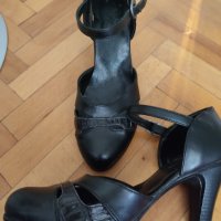 Дамски обувки , снимка 2 - Дамски обувки на ток - 37011180