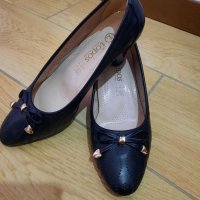 Дамски обувки, снимка 1 - Дамски ежедневни обувки - 35210062