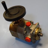 Хидравлична помпа LUCAS IP60/MMA hydraulic pump, снимка 1 - Резервни части за машини - 42221622