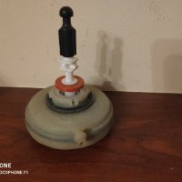 Продавам - оригинален вакуум за регулиране на фар Мерцедес W203, снимка 4 - Части - 29536615
