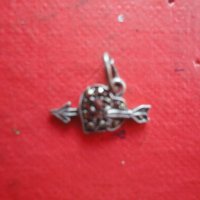 Сребърна висулка медальон  марказити 830, снимка 2 - Колиета, медальони, синджири - 40699562