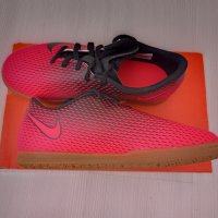 Nike Bravata IC номер 36,5 Оригинални Детски Маратонки/ Футболни Обувки, снимка 5 - Детски маратонки - 37035534