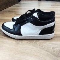 Nike air Jordan 1 retro low 100% оригинални 43, снимка 2 - Маратонки - 40785562