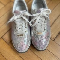 Обувки Alpino, снимка 1 - Дамски ежедневни обувки - 42221334