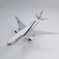 самолет Boeing 777-200 EL AL Israel Airlines 4X-ECC Pacmin - мащаб 1:100 (32 см.) пластмасов модел, снимка 6 - Колекции - 32110733