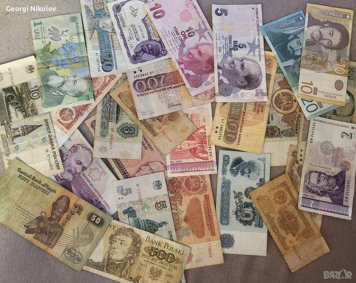 Банкноти от цял сват 26 броя, снимка 1