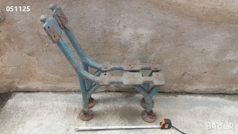масивни чигунени крака от пейка , снимка 1